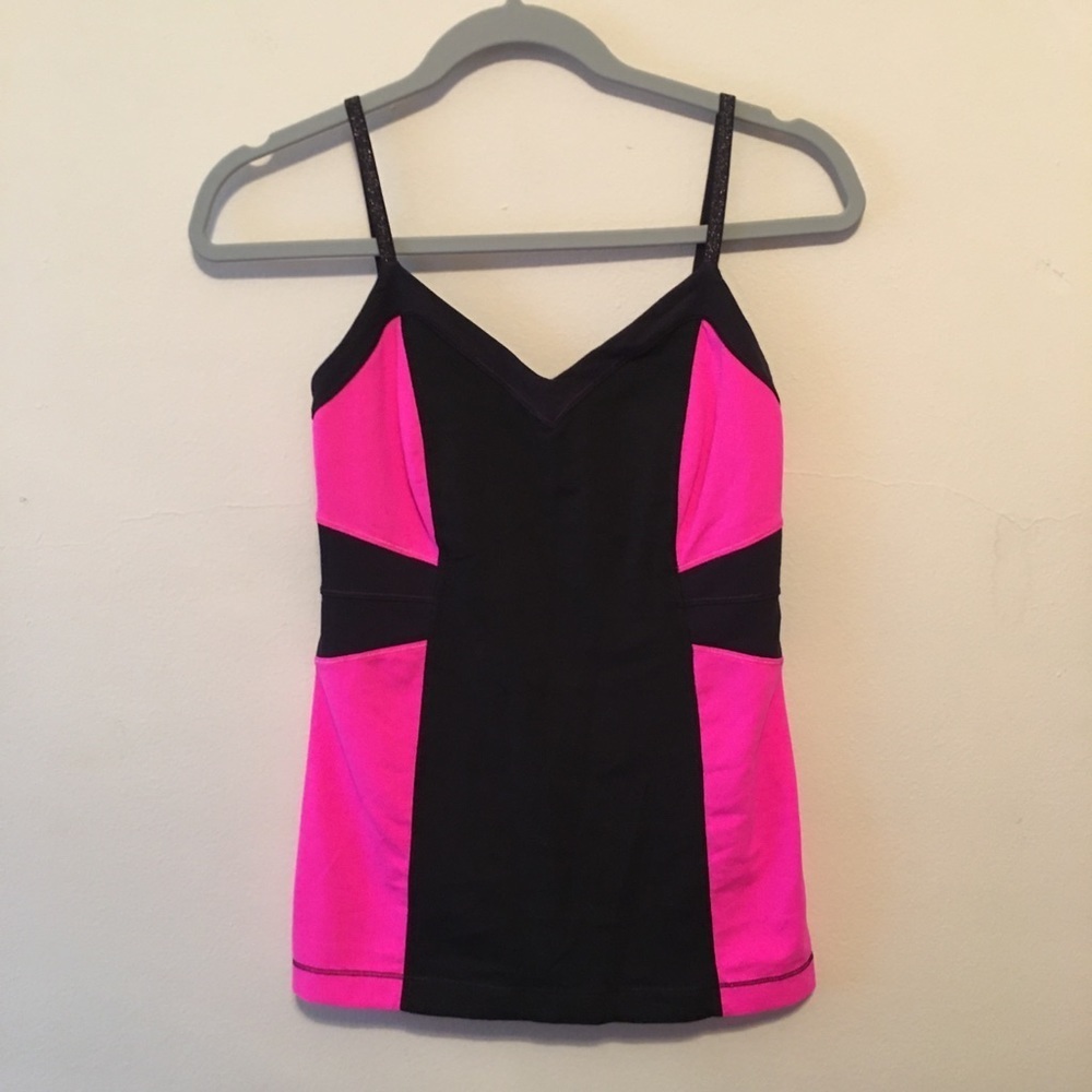 Lululemon Athletic Activewear Top Size 6